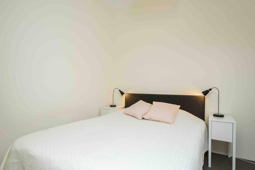 Best Location, Beautiful And Quiet Old Town Apt. Tallinn Buitenkant foto